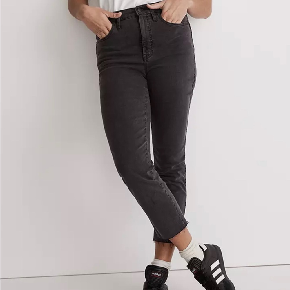 Madewell Stovepipe Jeans in Banberry Wash: Raw-Hem Edition Size 28